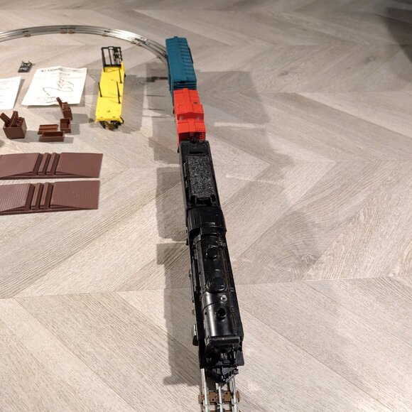 Lionel O27 Gauge New York Central Flyer Steam Freight Set - See Description - Picture 8 of 16